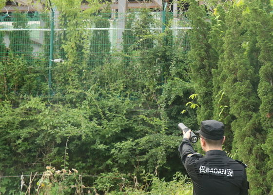 Emisiones antis del abejón de la linterna hasta 300 metros con la iluminación fuerte 1000LM